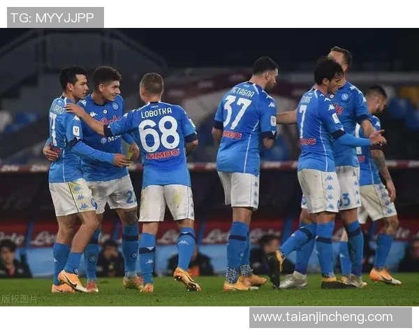 意甲焦点战弗洛西诺尼迎战佛罗伦萨双方争夺三分激战一触即发